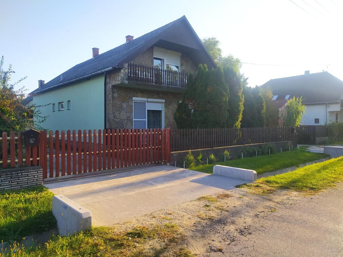 Villa Etus Vendeghaz Balatonfenyves Exterior foto
