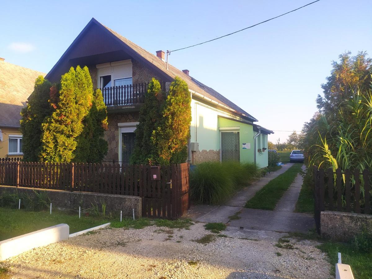 Villa Etus Vendeghaz Balatonfenyves Exterior foto